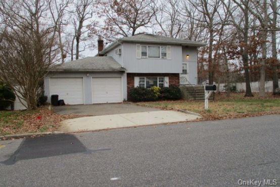 #1 photo, 202 Crystal Brook Hollow Road, 東長島 Port Jefferson Station , NY 11776