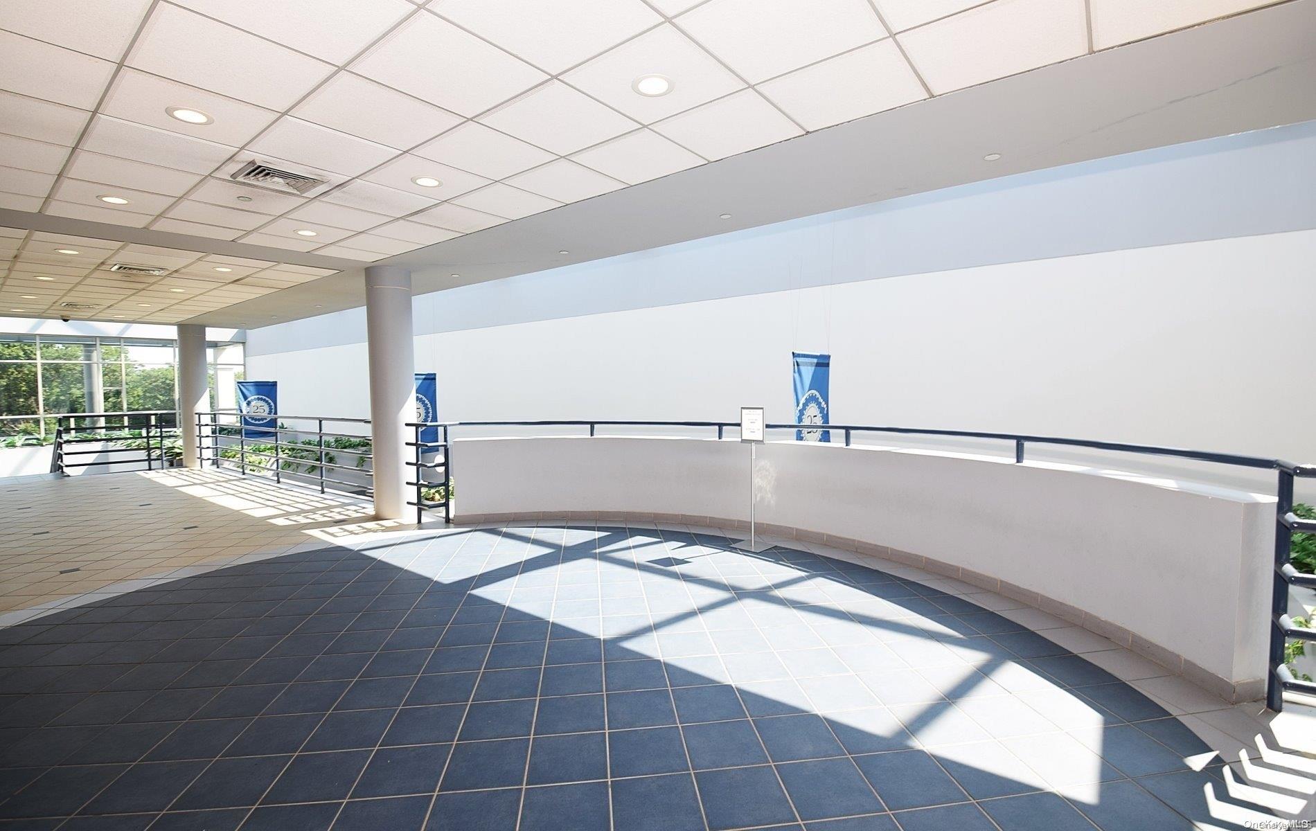 #19 photo, 25 Melville Park Road, サフォーク郡 Melville , NY 11747