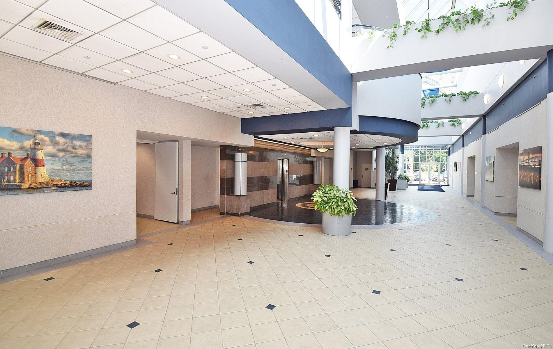 #4 photo, 25 Melville Park Road, サフォーク郡 Melville , NY 11747