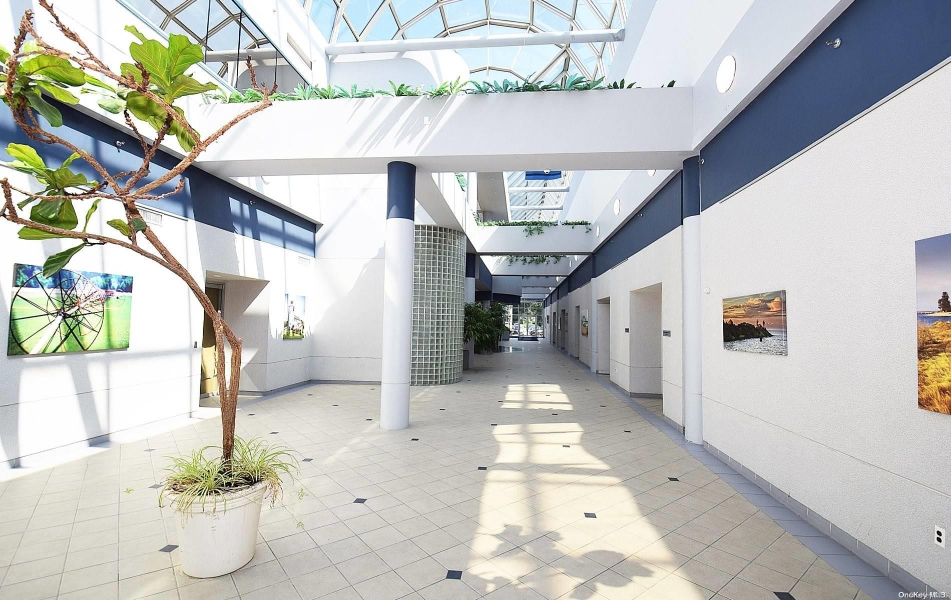 #5 photo, 25 Melville Park Road, サフォーク郡 Melville , NY 11747