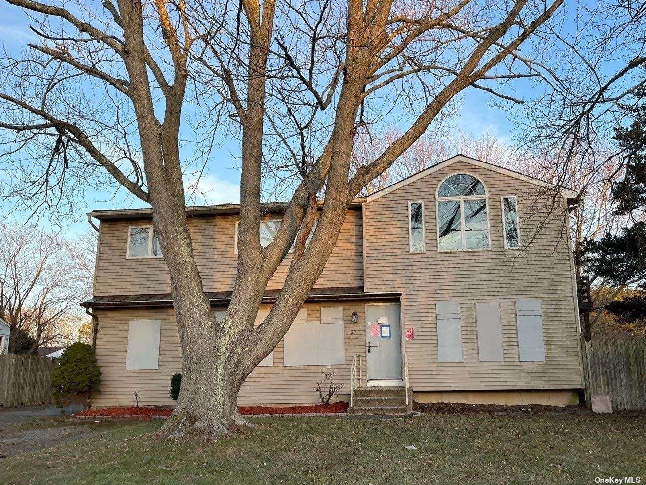 #1 photo, 27 Neptune Avenue, 東長島 Patchogue , NY 11772