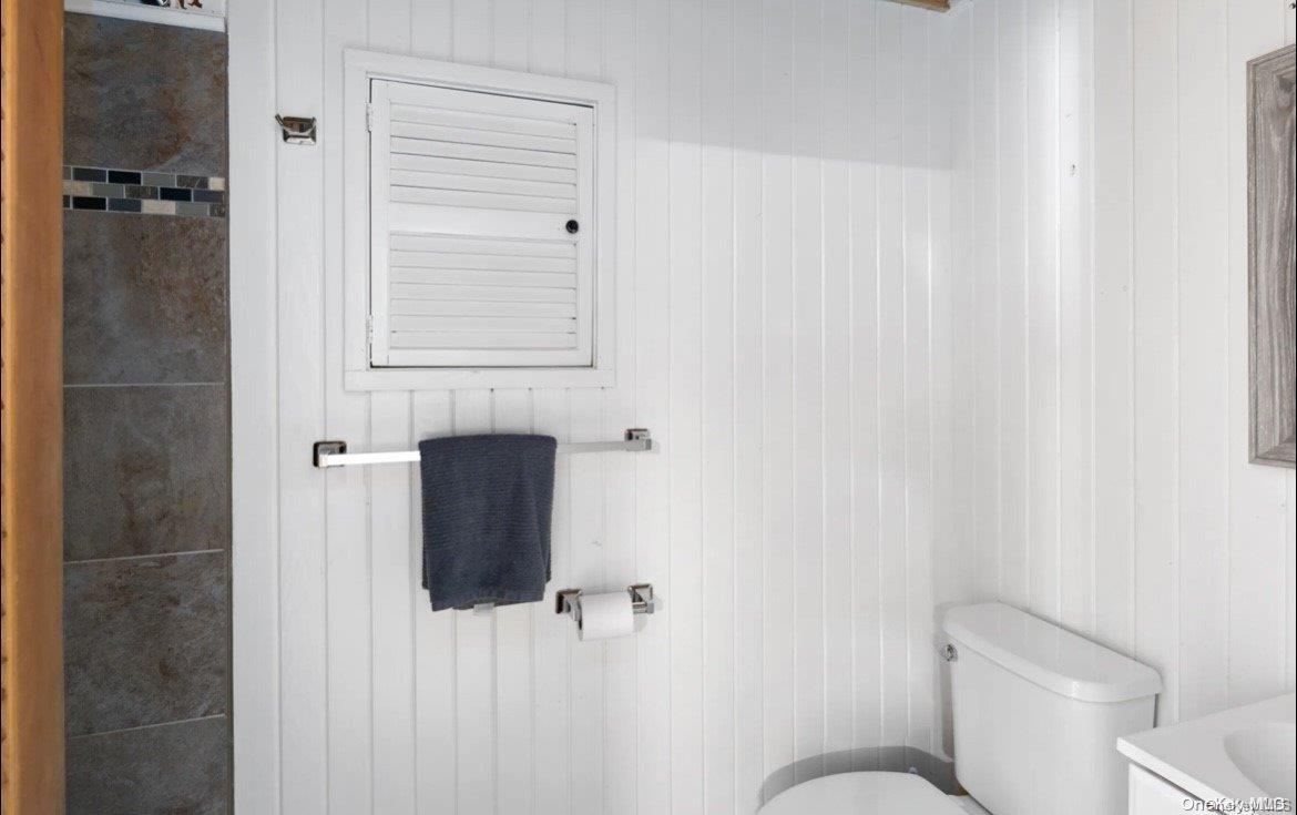 #12 photo, 597 Bayberry Walk, Ocean Beach , NY 11770