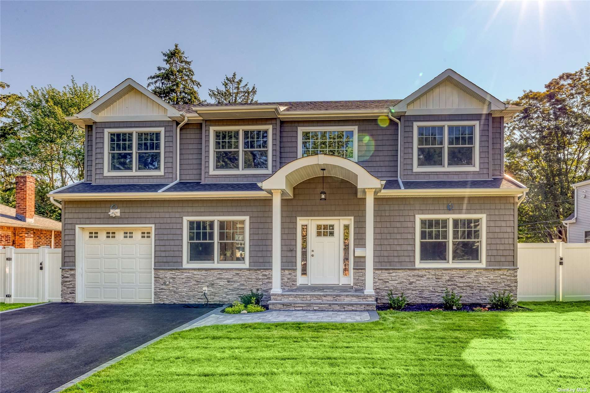 #1 photo, 15 Abbey Lane, 長島 Plainview , NY 11803