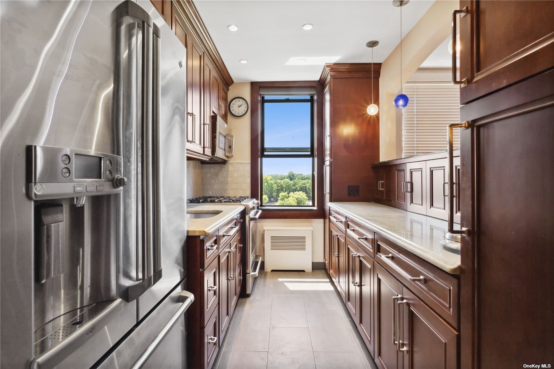 #1 photo, 83-11 139 Street, 皇后區 Briarwood , NY 11435