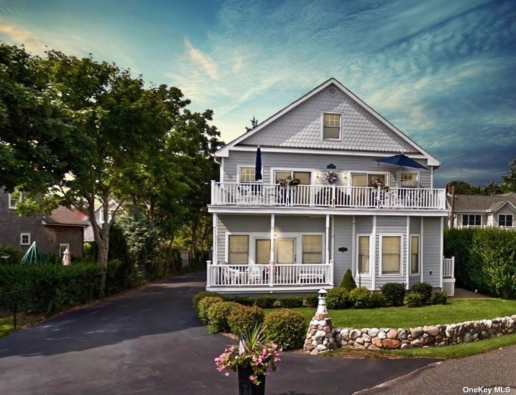 #1 photo, 103 Sterling Street, 东长岛 格林港 Greenport , NY 11944