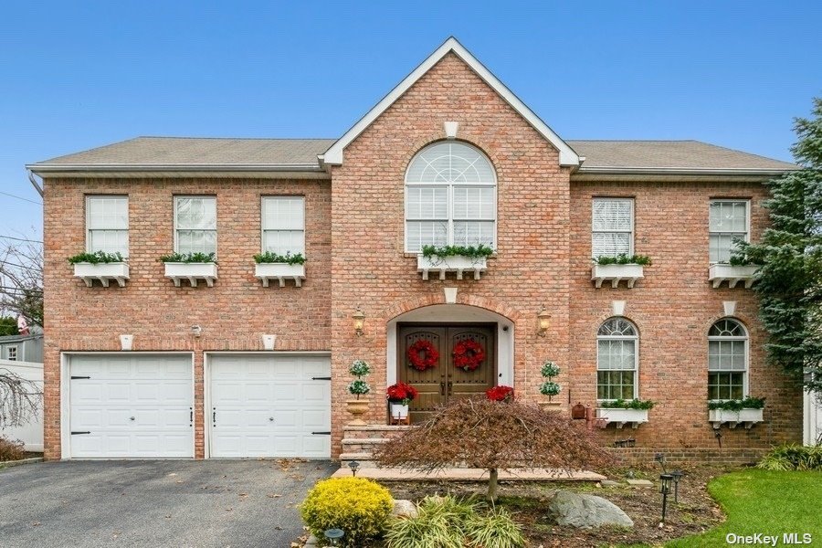 #1 photo, 81 Manetto Hill Road, 長島 Plainview , NY 11803