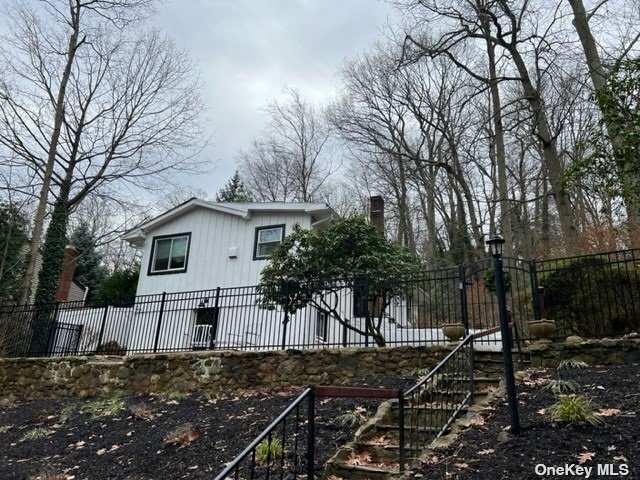 #1 photo, 43 Oakdale Road, サフォーク郡 Centerport , NY 11721