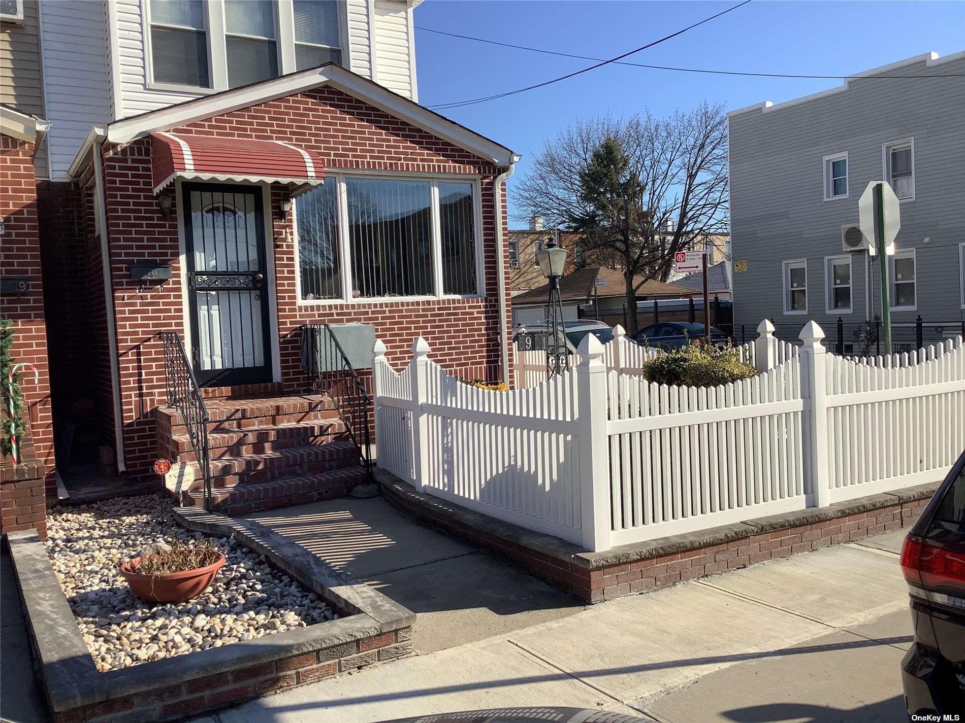 #1 photo, 69-21 69th Street, 皇后区 Glendale , NY 11385