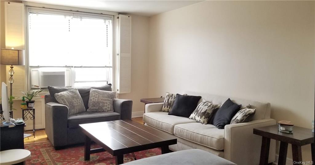 #1 photo, 1475 Thieriot Avenue, 布朗士 Bronx , NY 10460