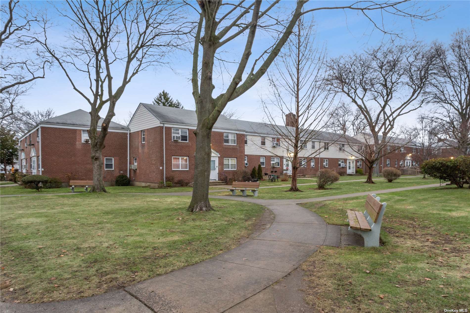 #1 photo, 67-53 218th Street, 皇后区 贝塞 Bayside , NY 11364