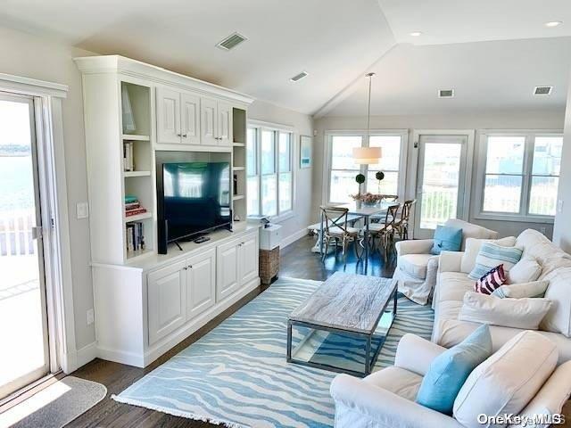 #7 photo, 28 Stacy Drive, サフォーク郡 Westhampton Beach , NY 11978