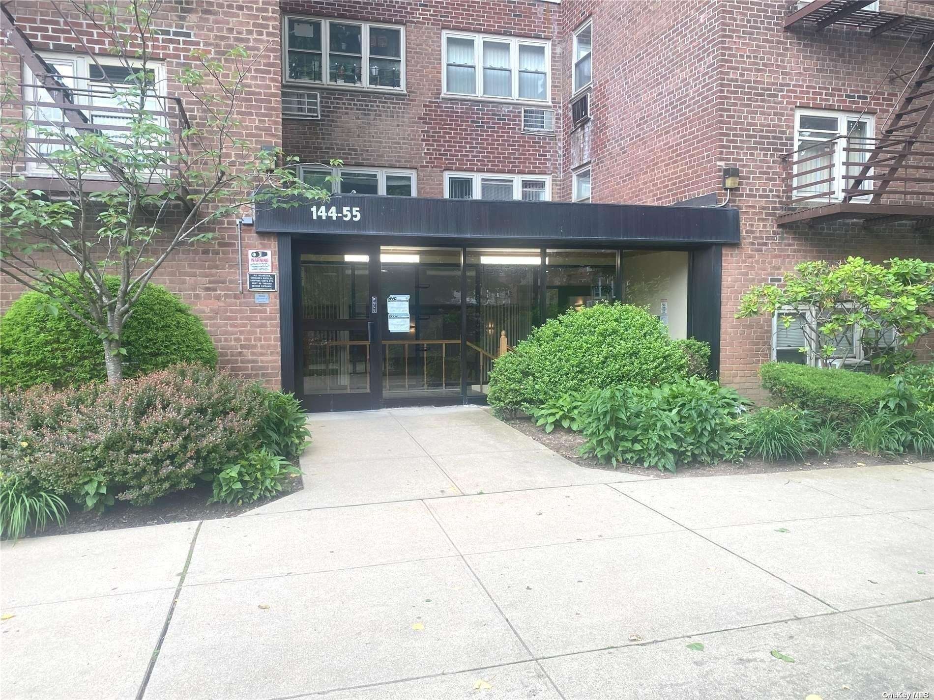 #1 photo, 144-55 Melbourne Avenue, কুইন্‌স Flushing , NY 11367