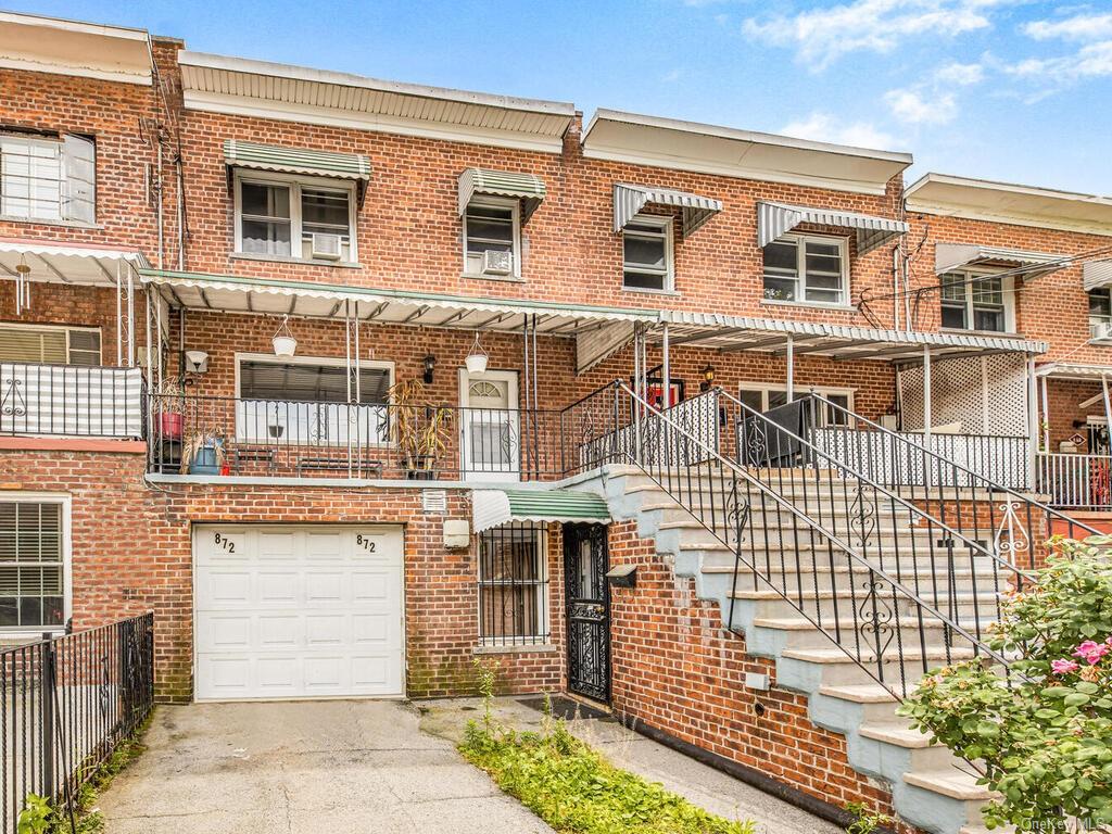 #1 photo, 872 E 223rd Street, 布朗士 Bronx , NY 10466