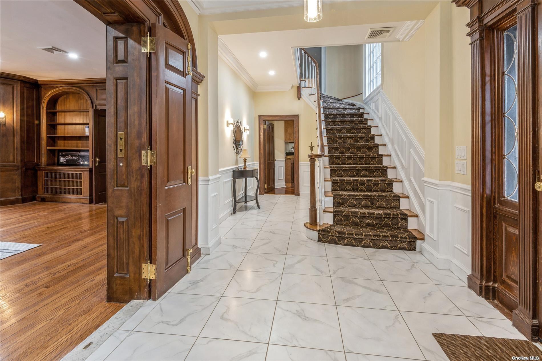 #1 photo, 12 Hemlock Court, 长岛 Laurel Hollow , NY 11771