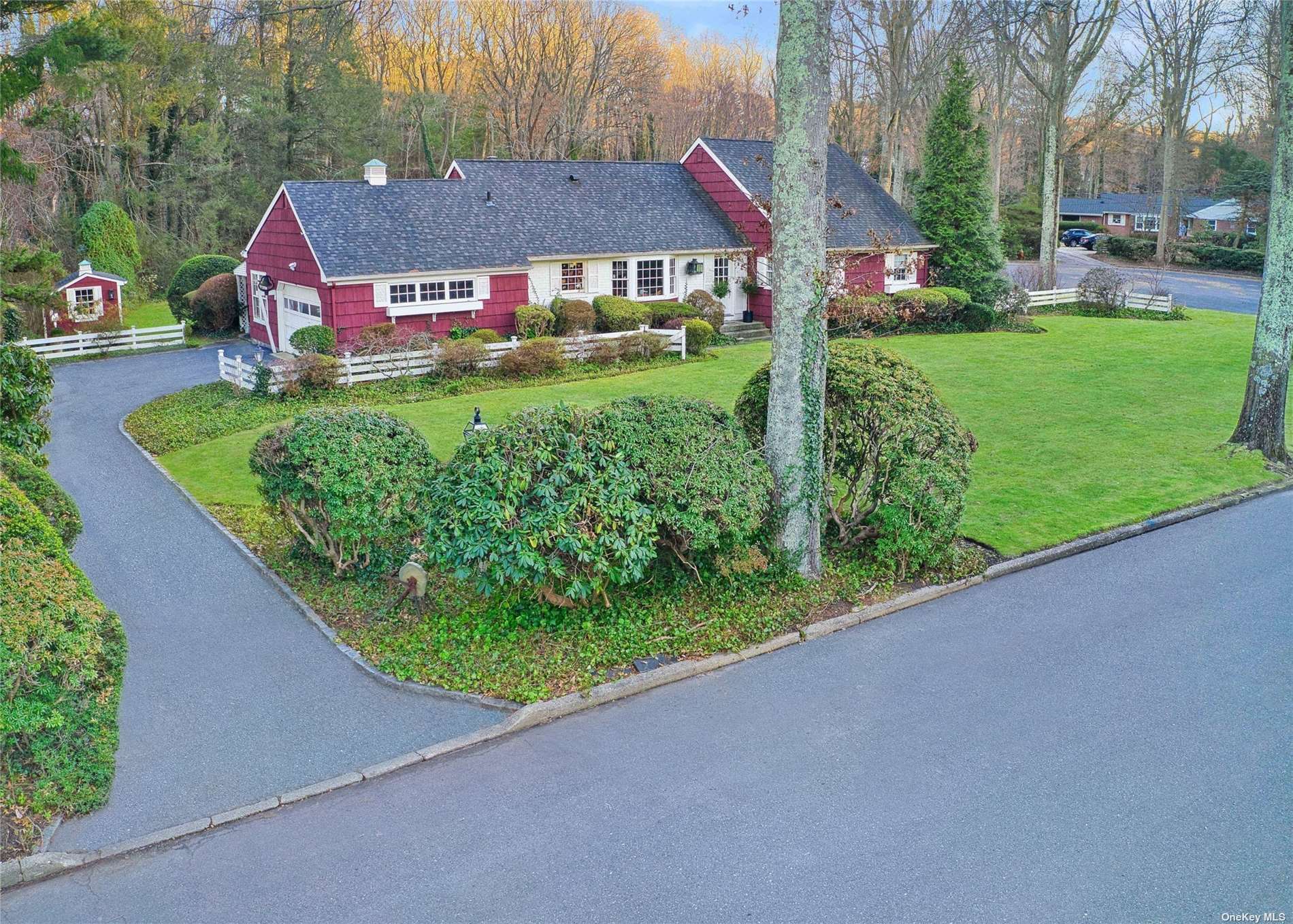 #1 photo, 10 Beltane Drive, Dix Hills , NY 11746
