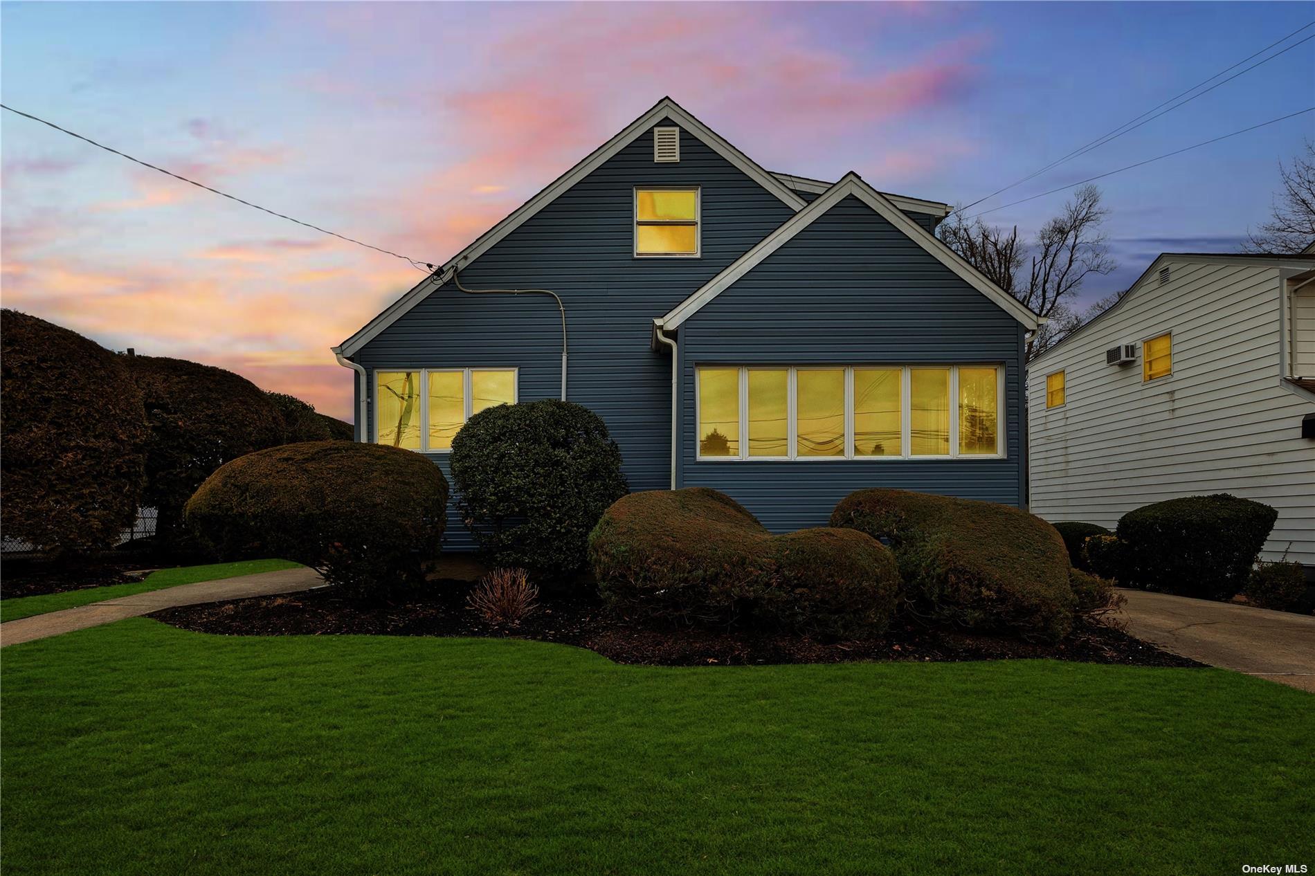 #1 photo, 2 Fox Boulevard, 長島 Massapequa , NY 11758