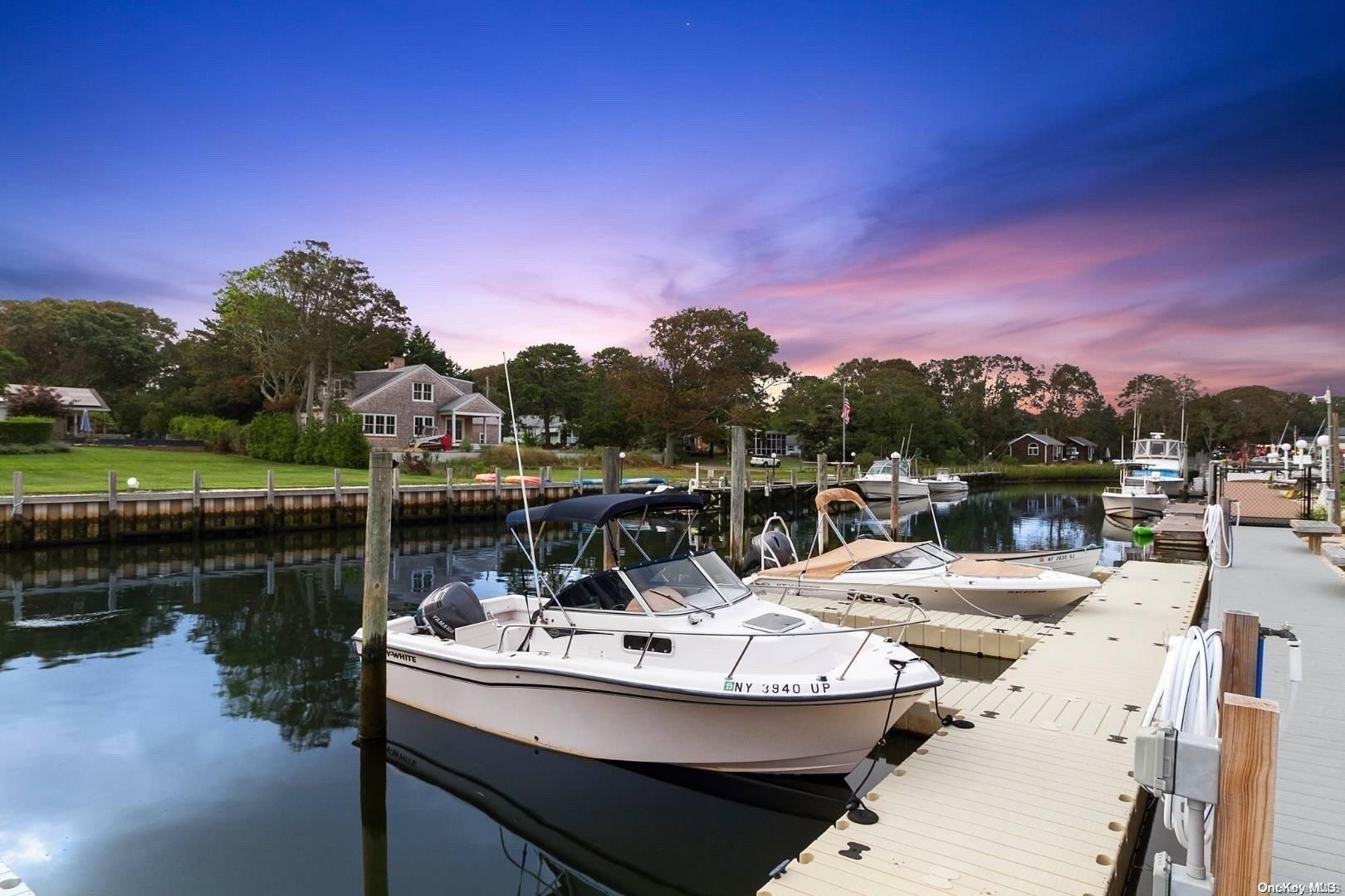 #1 photo, 16 Penny Lane, 东长岛 汉普顿 Hampton Bays , NY 11946