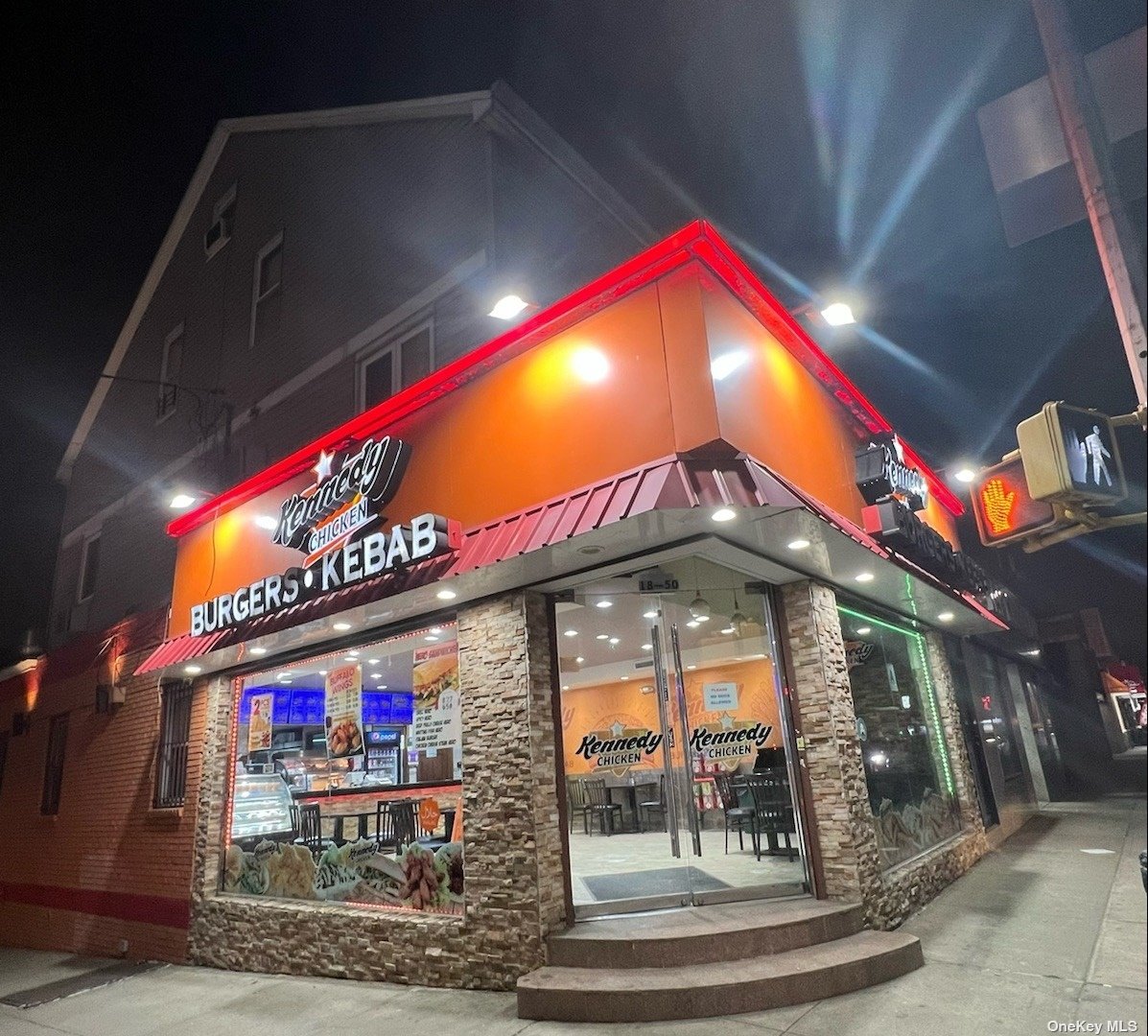 #1 photo, 18-50 College Point Boulevard, 皇后区 大学点 College Point , NY 11356