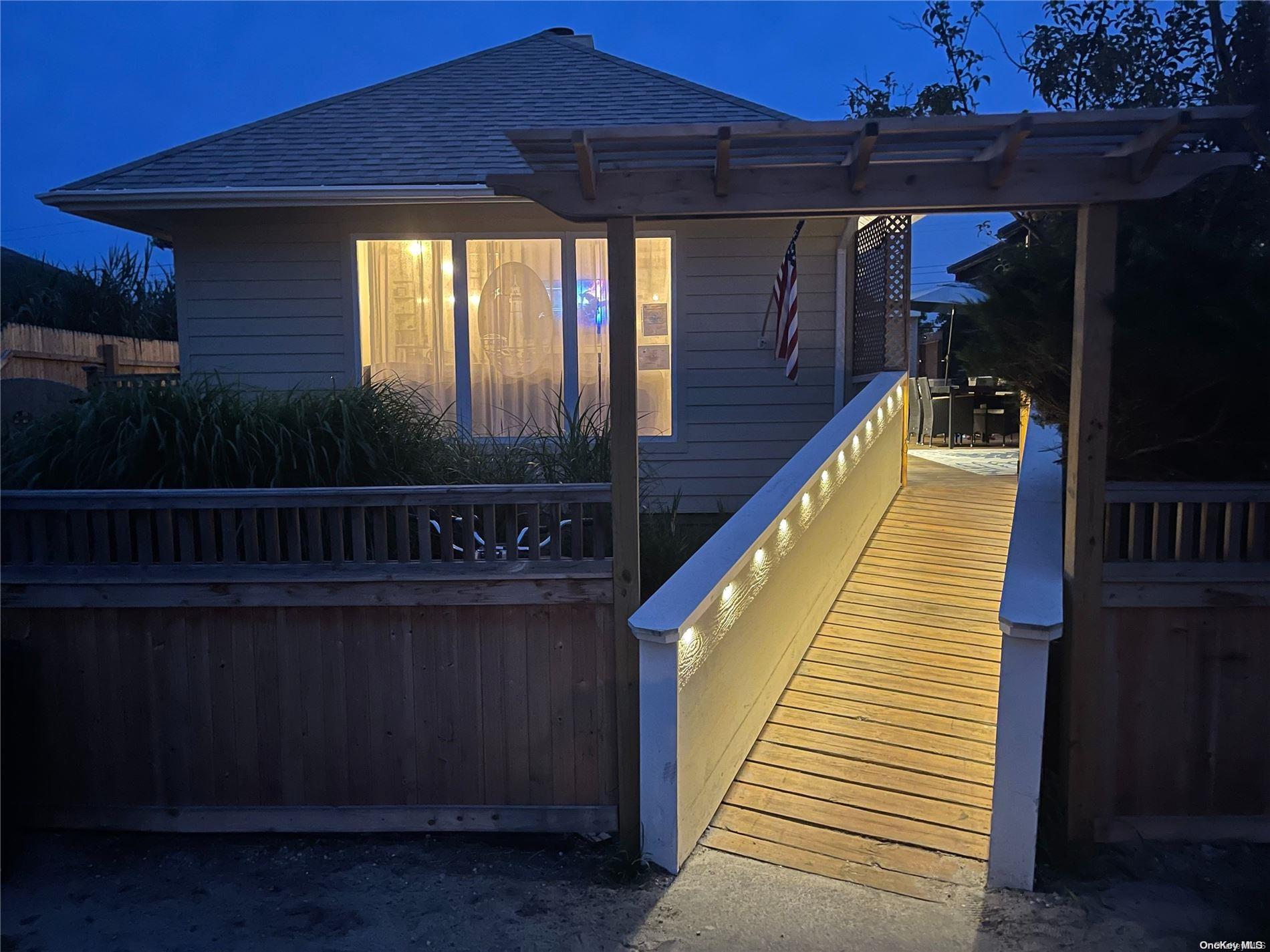 #16 photo, 485 Bayberry Walk, Ocean Beach , NY 11770