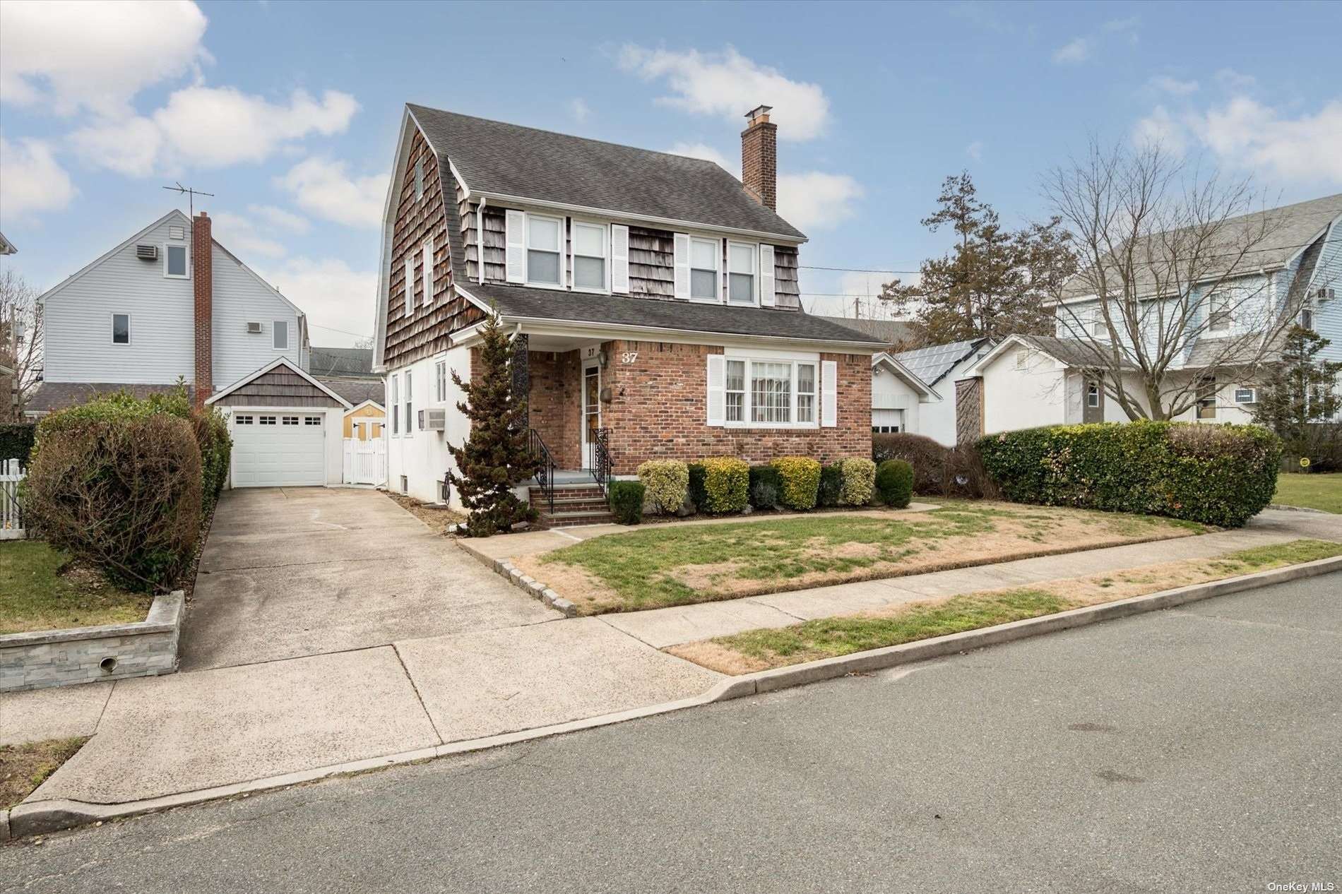 #1 photo, 37 Keystone Place, 长岛 Hewlett , NY 11557
