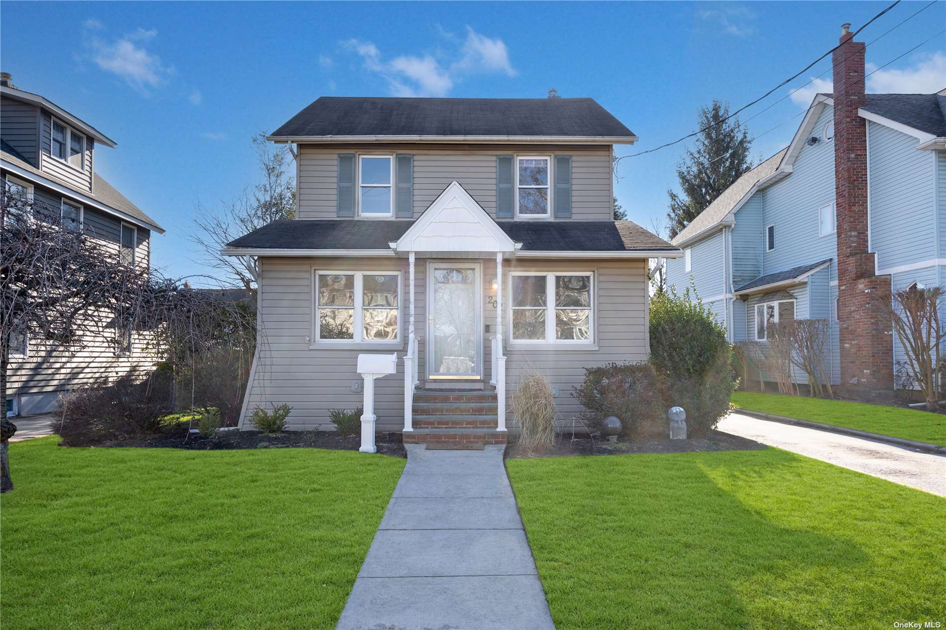 #1 photo, 202 Linden Street, 長島 Rockville Centre , NY 11570