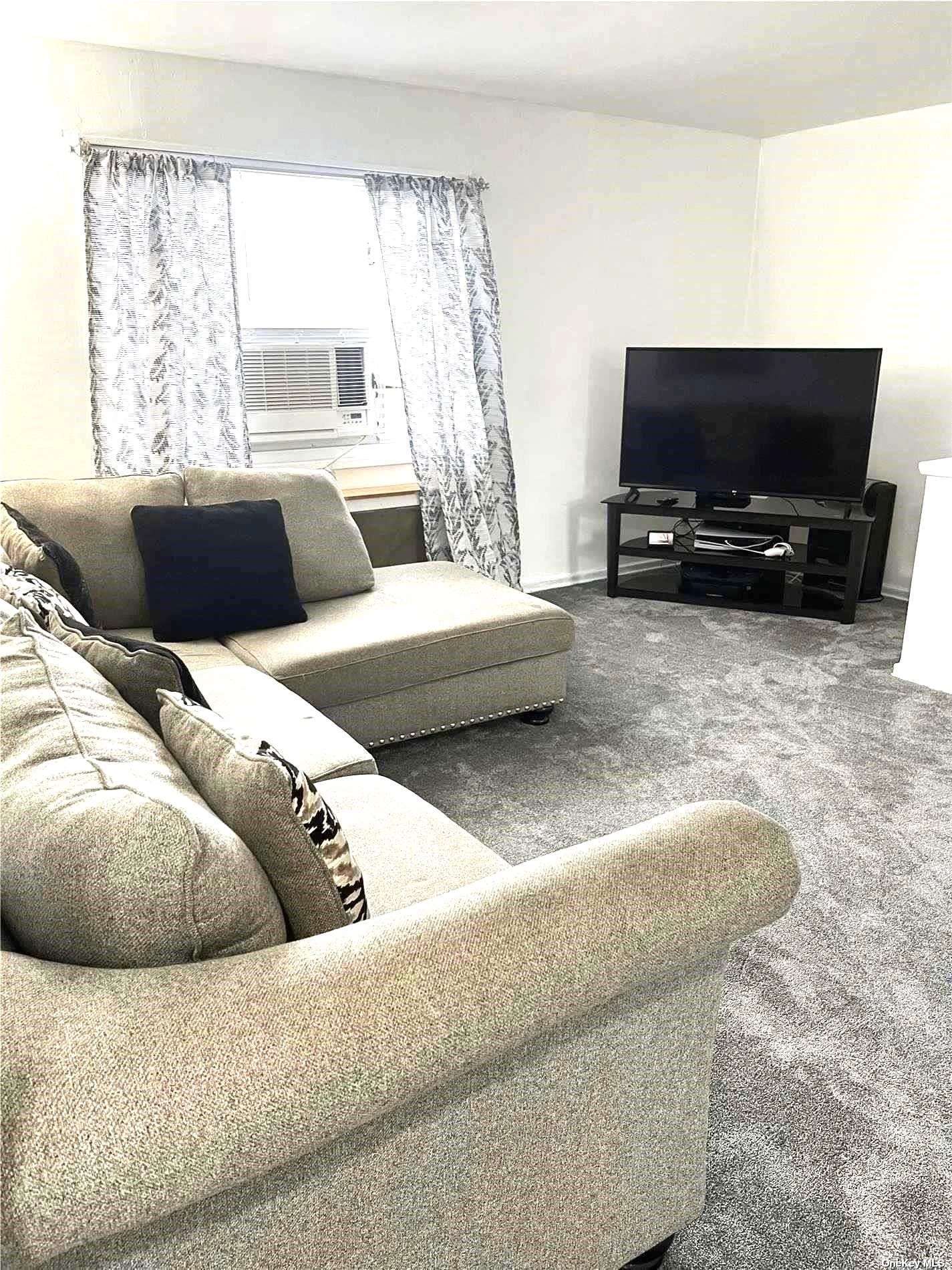 #1 photo, 226-06 88th Avenue, 皇后区 Queens Village , NY 11427