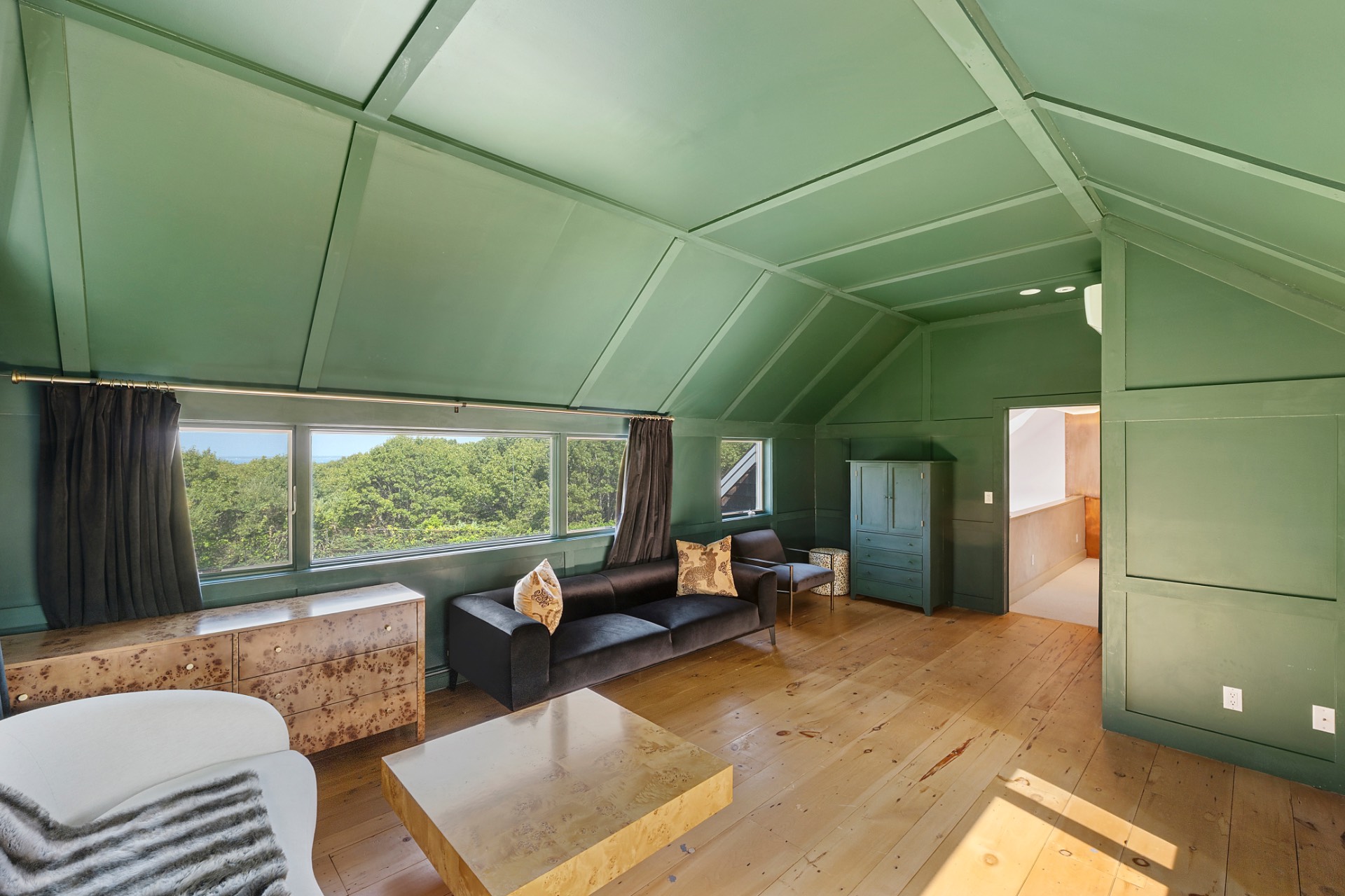 #14 photo, 28 Deer Ridge Trail, サフォーク郡 Water Mill , NY 11976