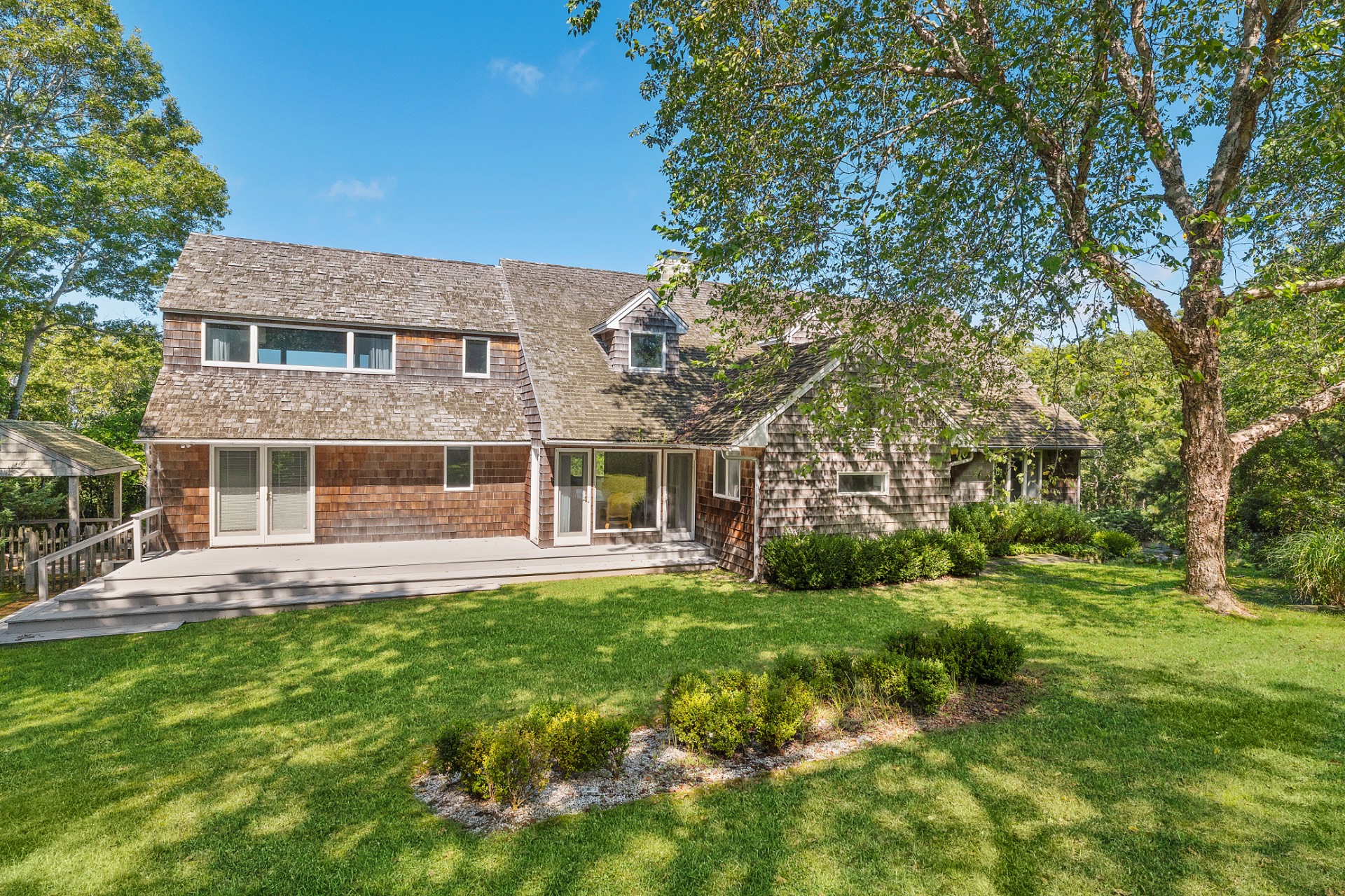 #21 photo, 28 Deer Ridge Trail, サフォーク郡 Water Mill , NY 11976