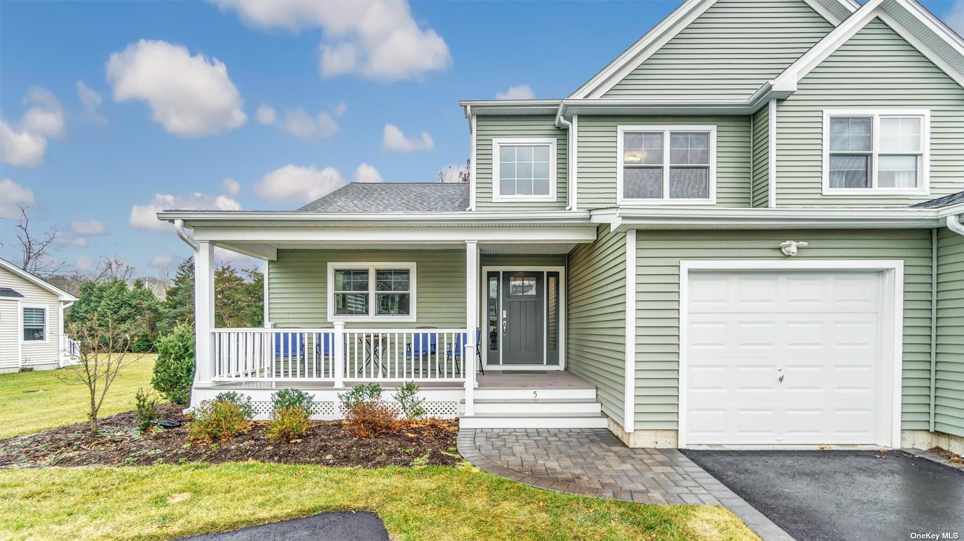 #1 photo, 5 Red Barn Rd, 东长岛 Riverhead , NY 11901