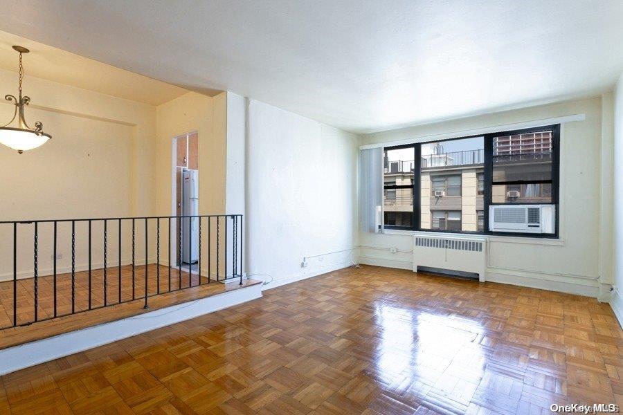 #1 photo, 98-09 64 Road, 皇后区 雷哥公园 Rego Park , NY 11374