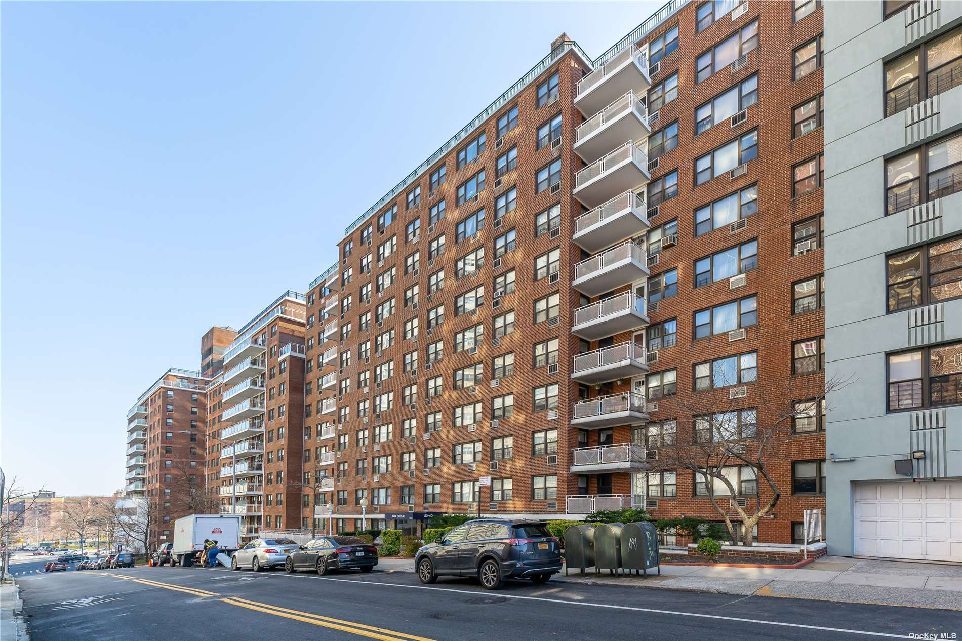 #1 photo, 123 40 83 Avenue, 皇后區 秋園 Kew Gardens , NY 11415