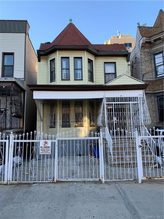 #1 photo, 2731 Creston Avenue, 布朗士 Bronx , NY 10468