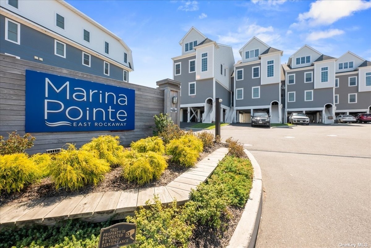 #1 photo, 132 Marina Pointe Drive, 長島 East Rockaway , NY 11518