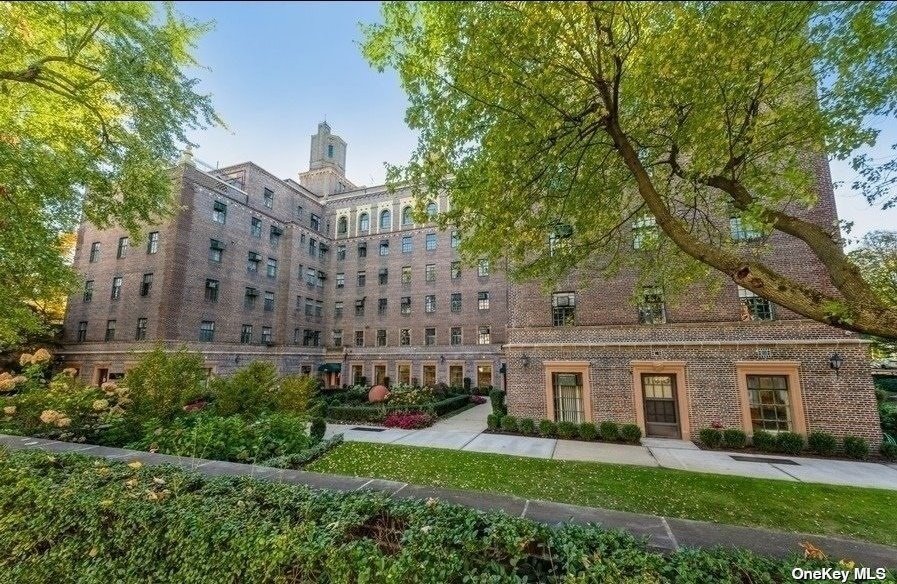 #1 photo, 160 Middle Neck Road, 長島 大頸 Great Neck , NY 11021