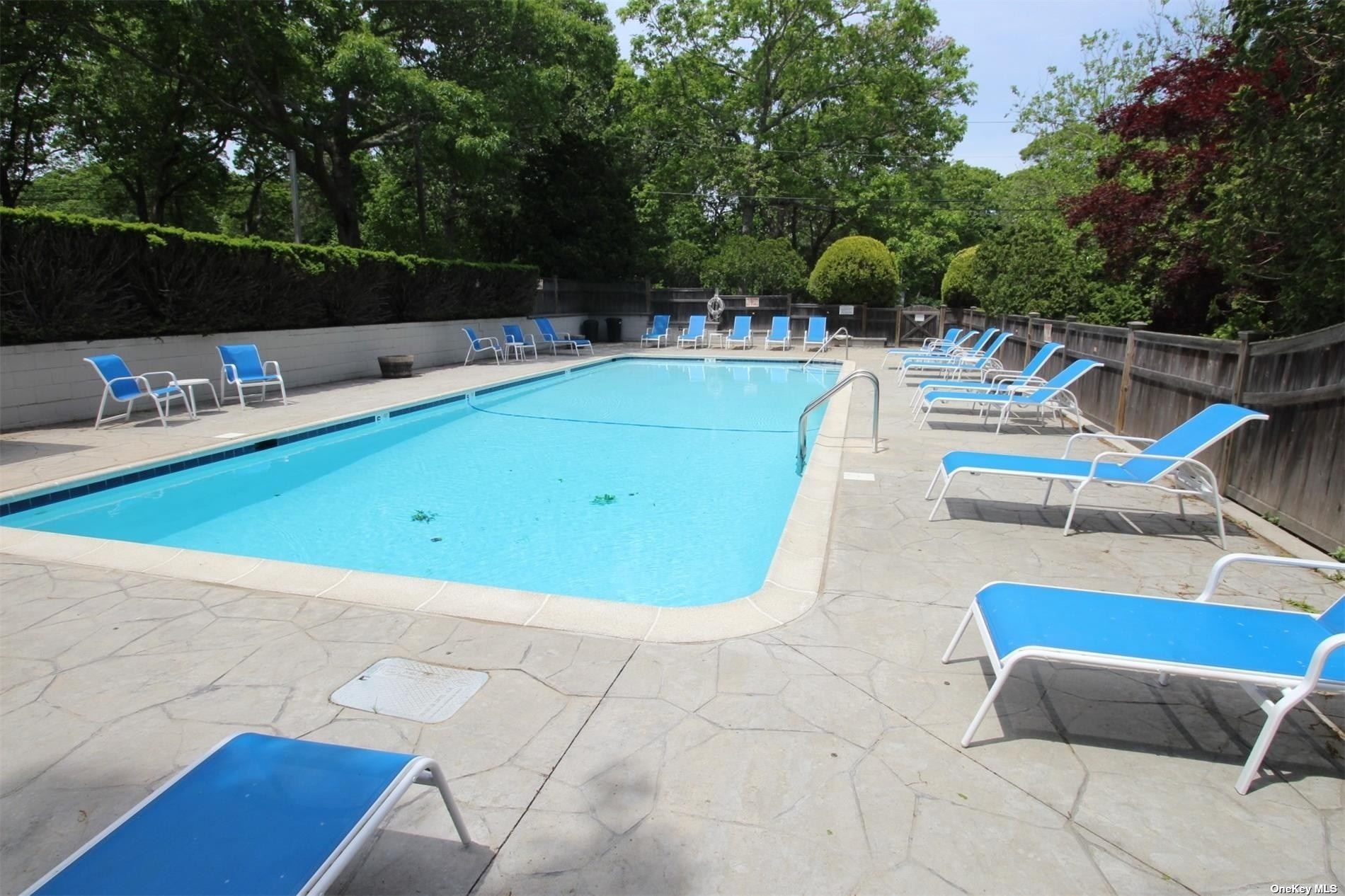 #1 photo, 90 Springville Road, 東長島 汉普顿 Hampton Bays , NY 11946