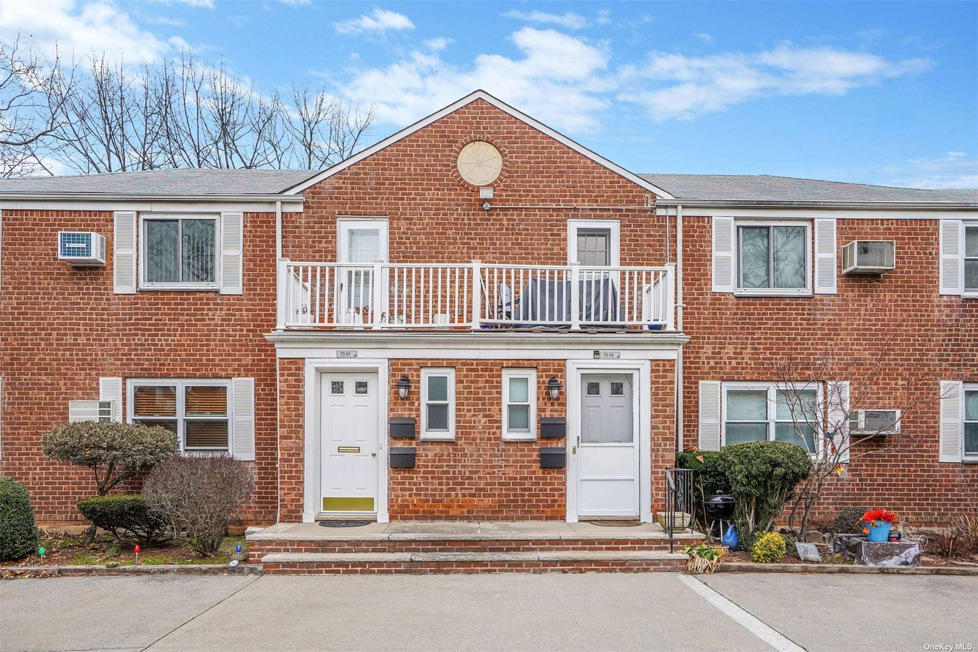 #1 photo, 73-53 255th Street, 皇后區 Glen Oaks , NY 11004