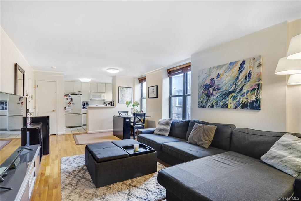 #1 photo, 317 W 95th St, 曼哈頓 上西城 New York , NY 10025