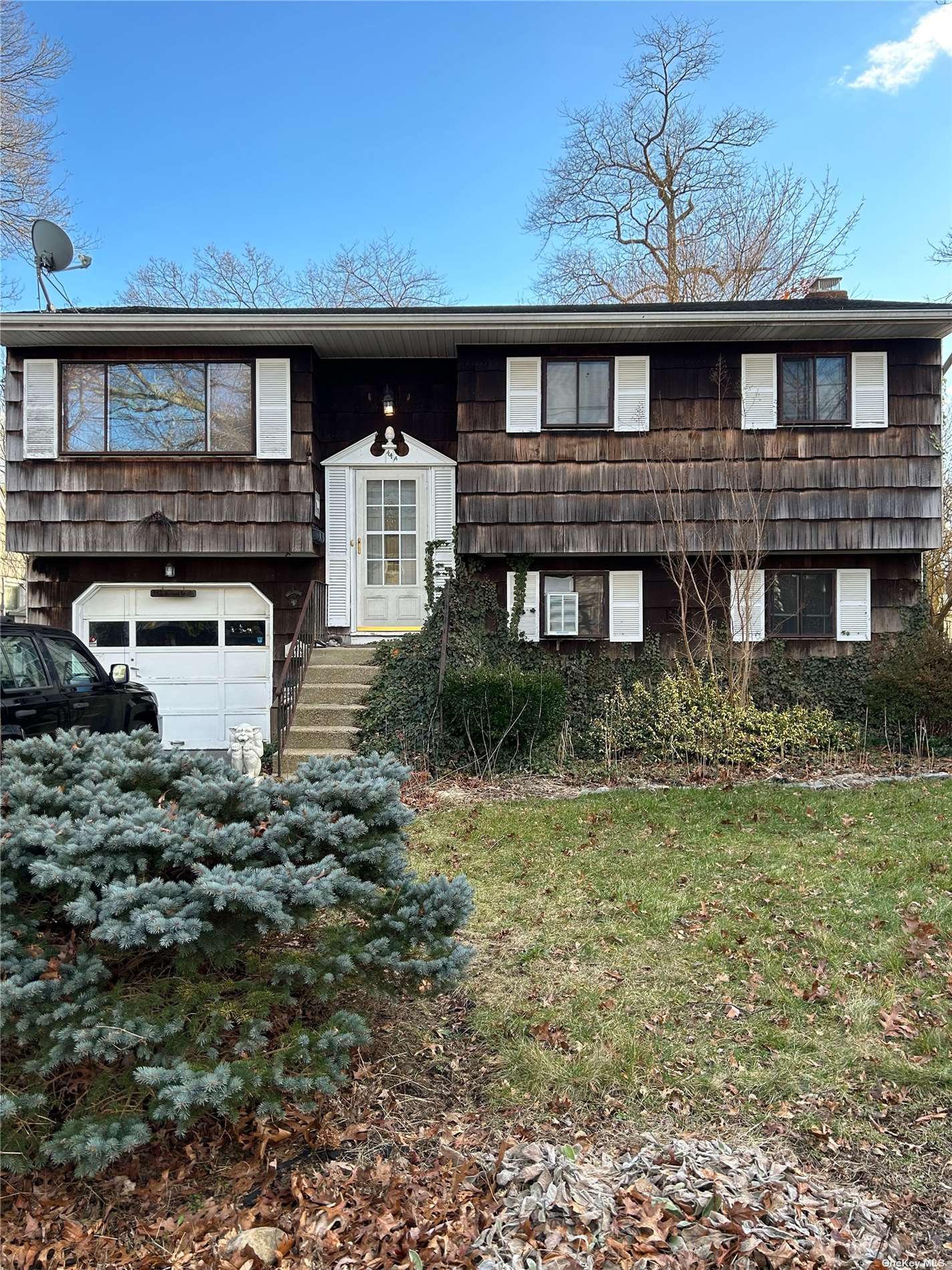 #1 photo, 44A Vermont Street, Melville , NY 11747