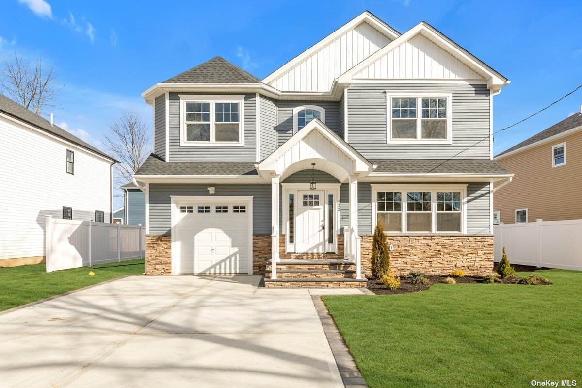 #1 photo, 132 N Bergen Place, 長島 Freeport , NY 11520