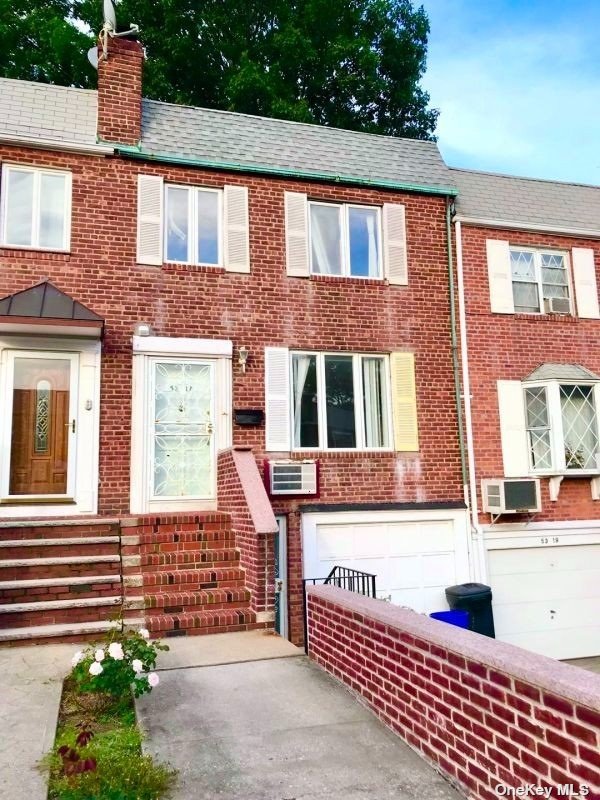 #1 photo, 53-17 195th Street, 法拉盛 Flushing , NY 11365