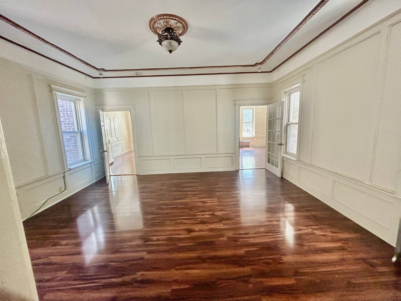 #17 photo, 1145 Eastern Parkway, ブルックリン区 Crown Heights , NY 11213