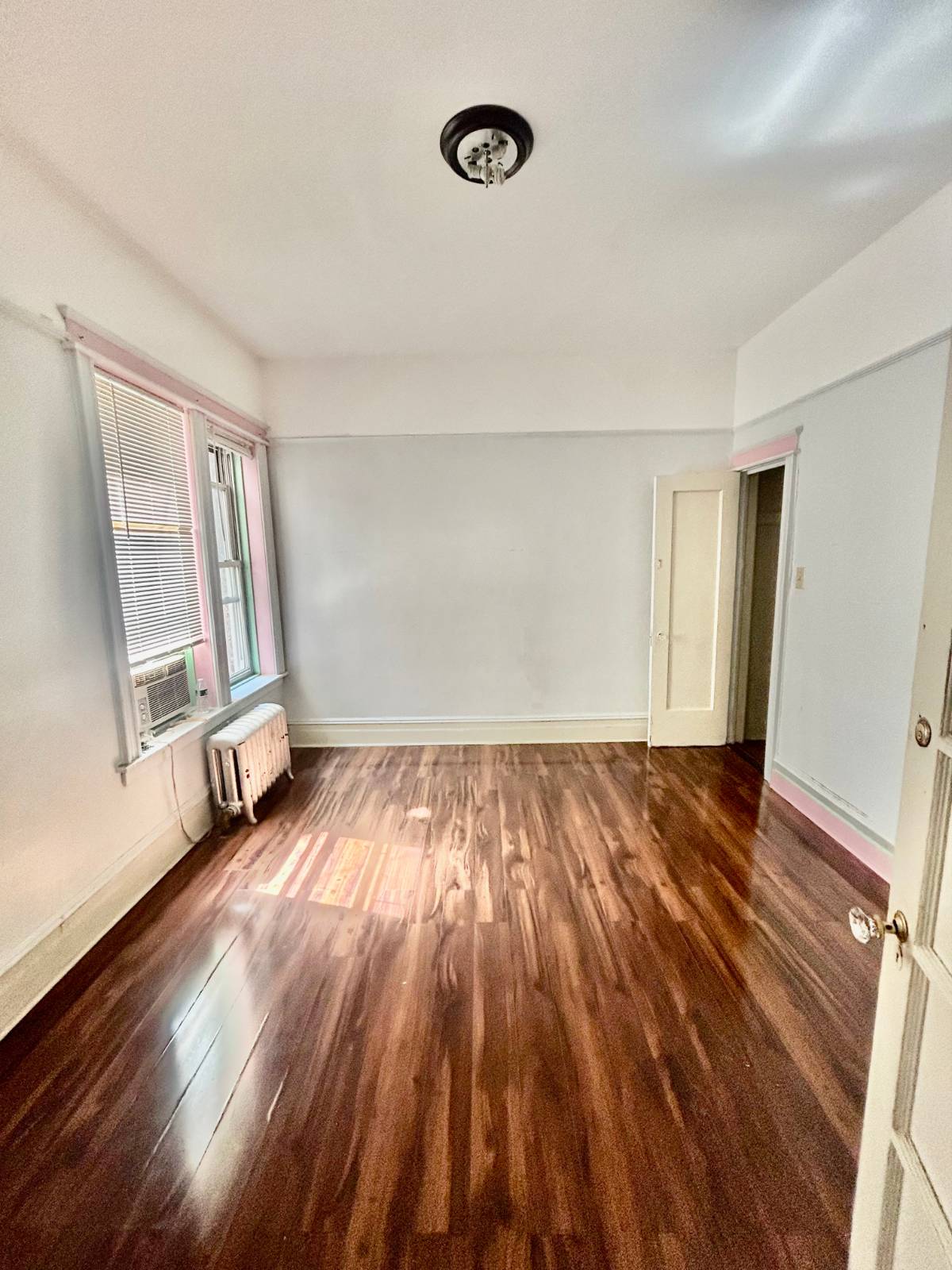 #18 photo, 1145 Eastern Parkway, ブルックリン区 Crown Heights , NY 11213