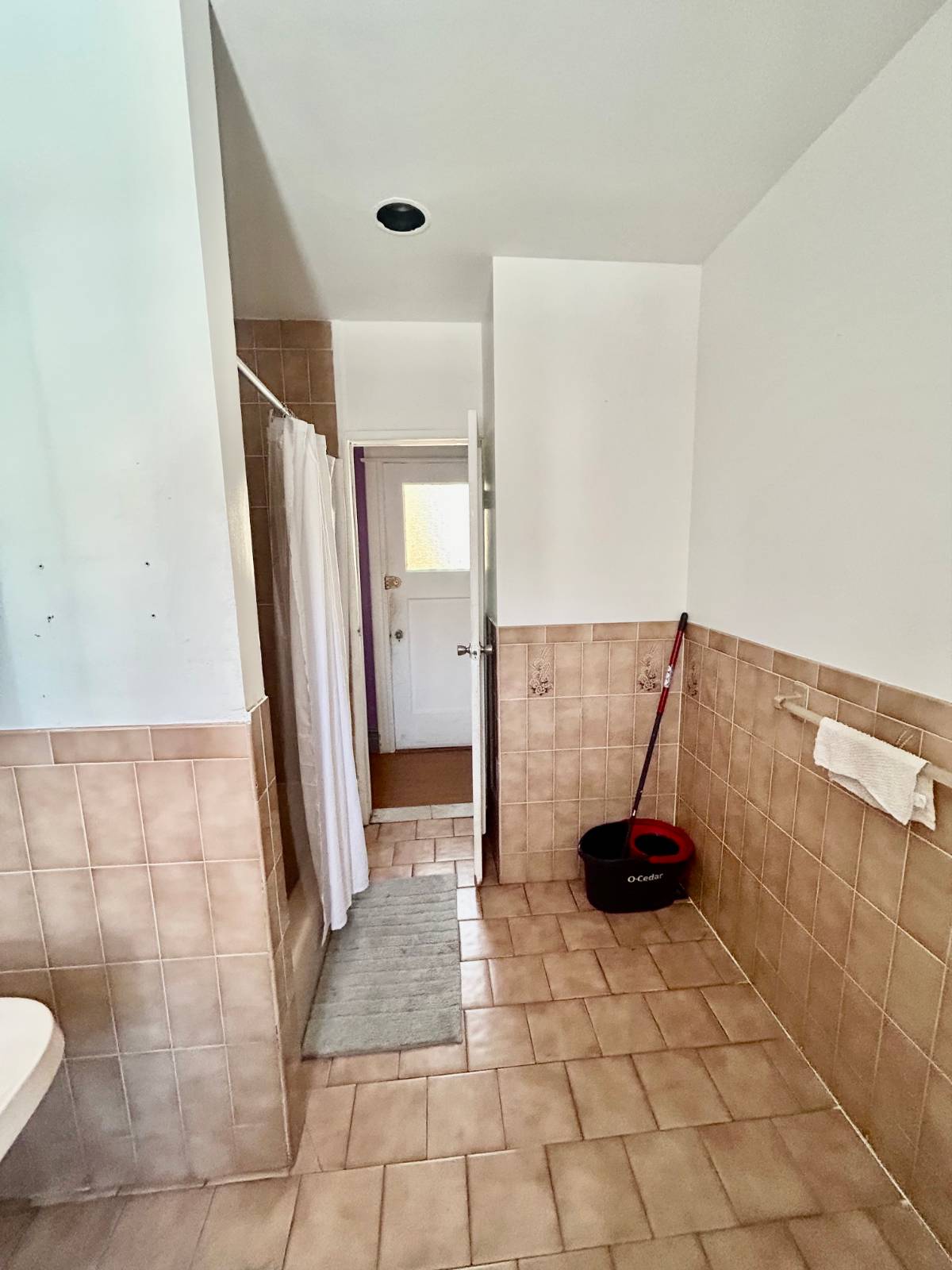 #20 photo, 1145 Eastern Parkway, ブルックリン区 Crown Heights , NY 11213