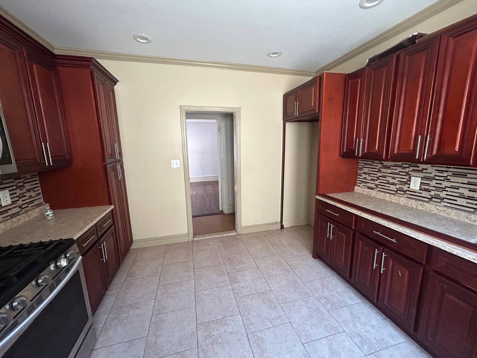 #6 photo, 1145 Eastern Parkway, ブルックリン区 Crown Heights , NY 11213