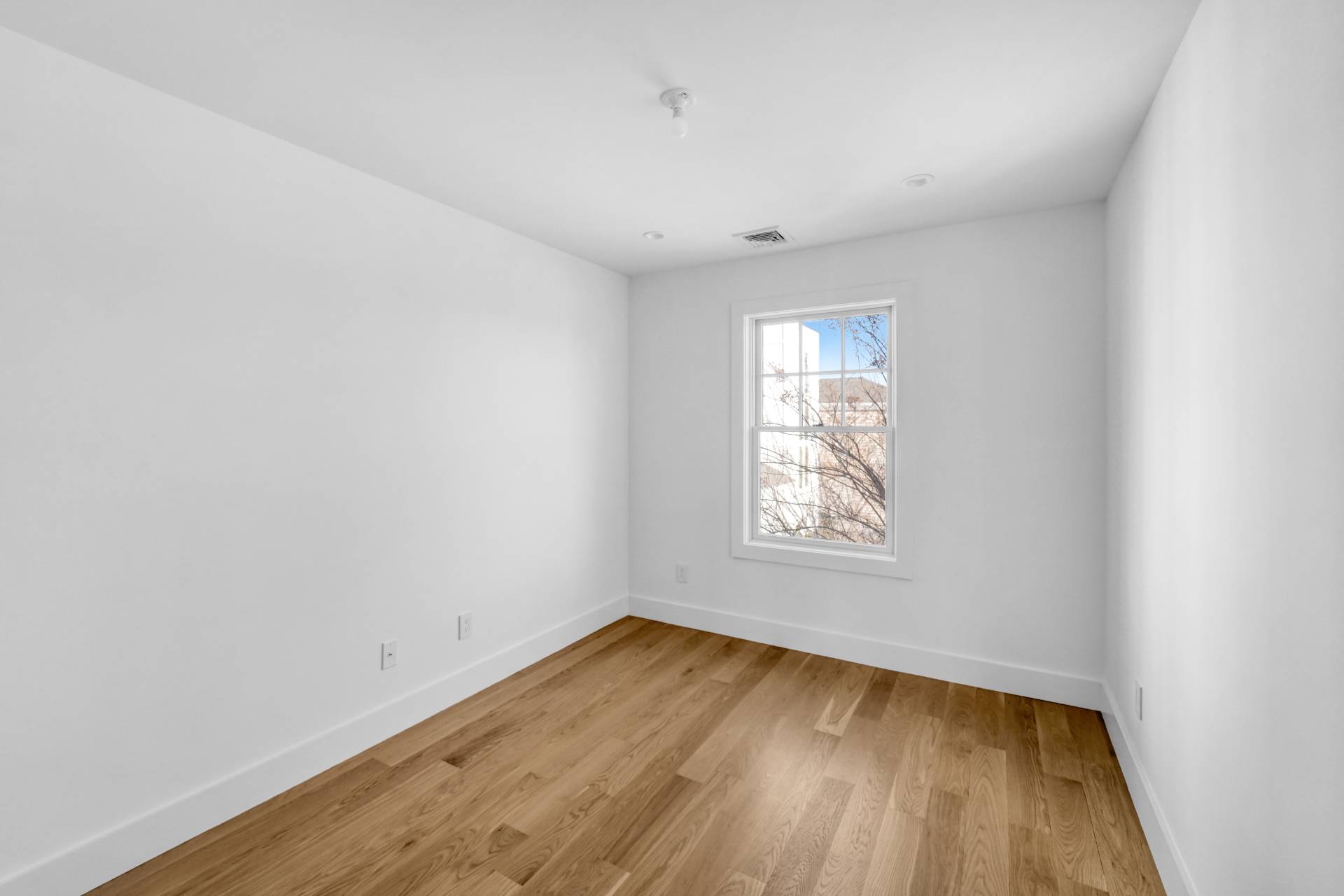 #18 photo, 68 Foster Ave, #8, サフォーク郡 Hampton Bays , NY 11946