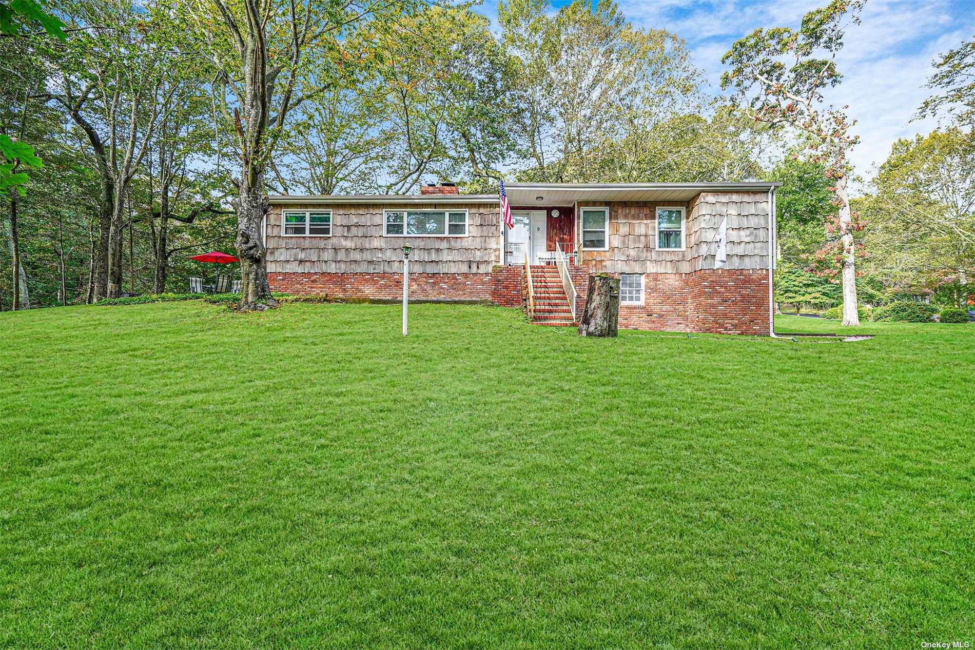 #1 photo, 9 Kings Highway, 東長島 Baiting Hollow , NY 11933