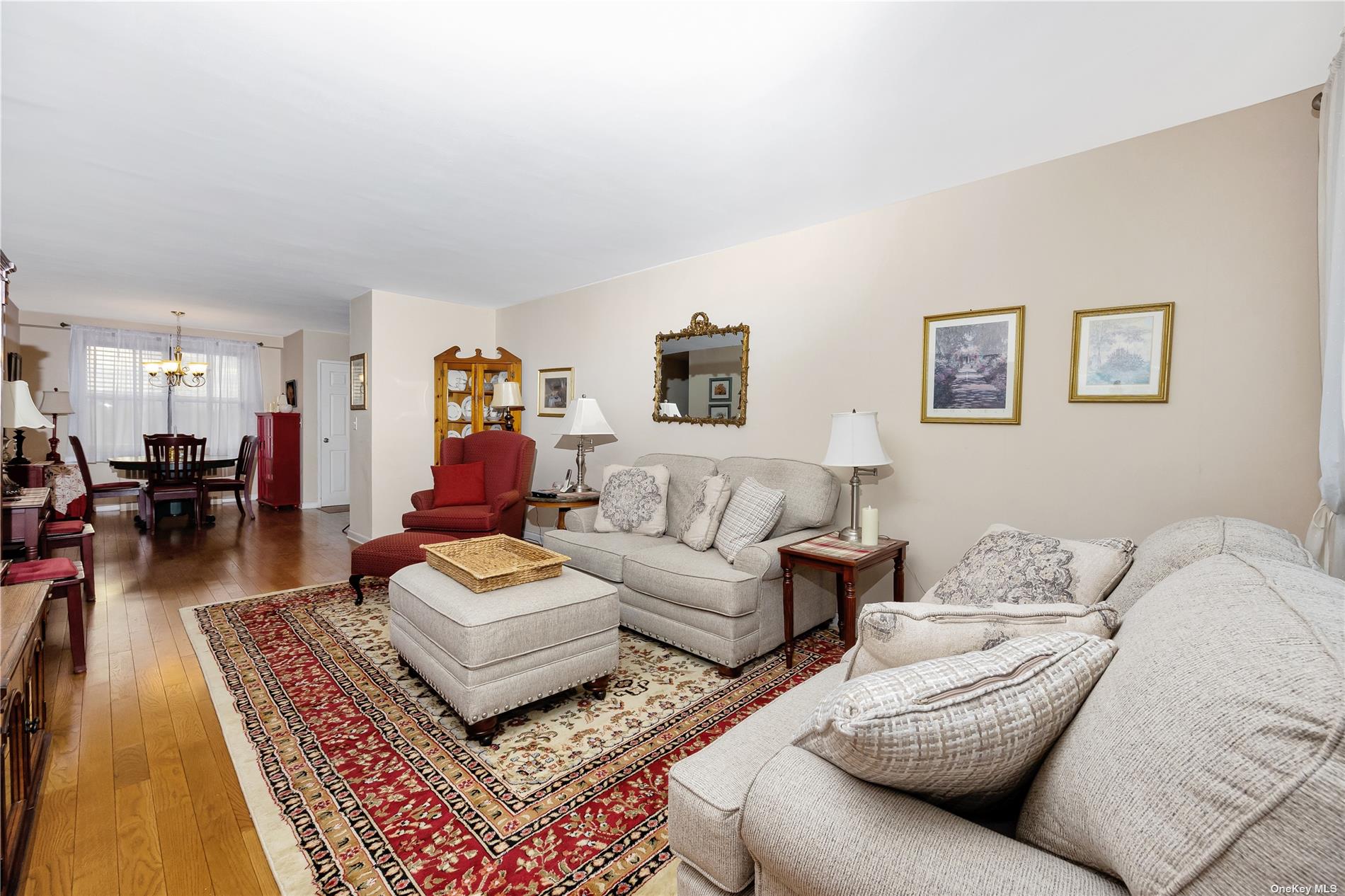 #1 photo, 90-60 Union Turnpike, 皇后区 Glendale , NY 11385