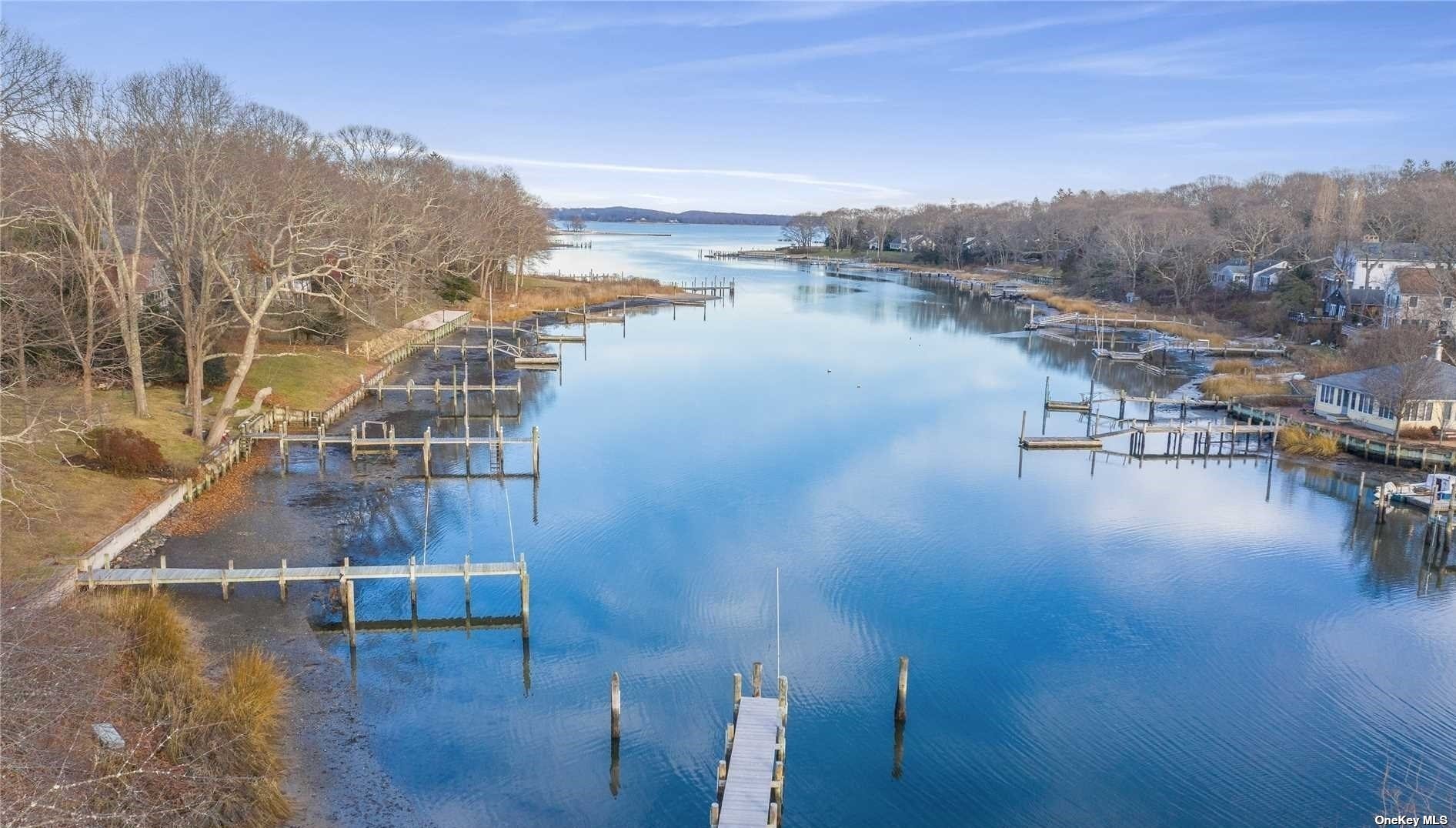 #1 photo, 3895 Wells Avenue, 東長島 Southold , NY 11971