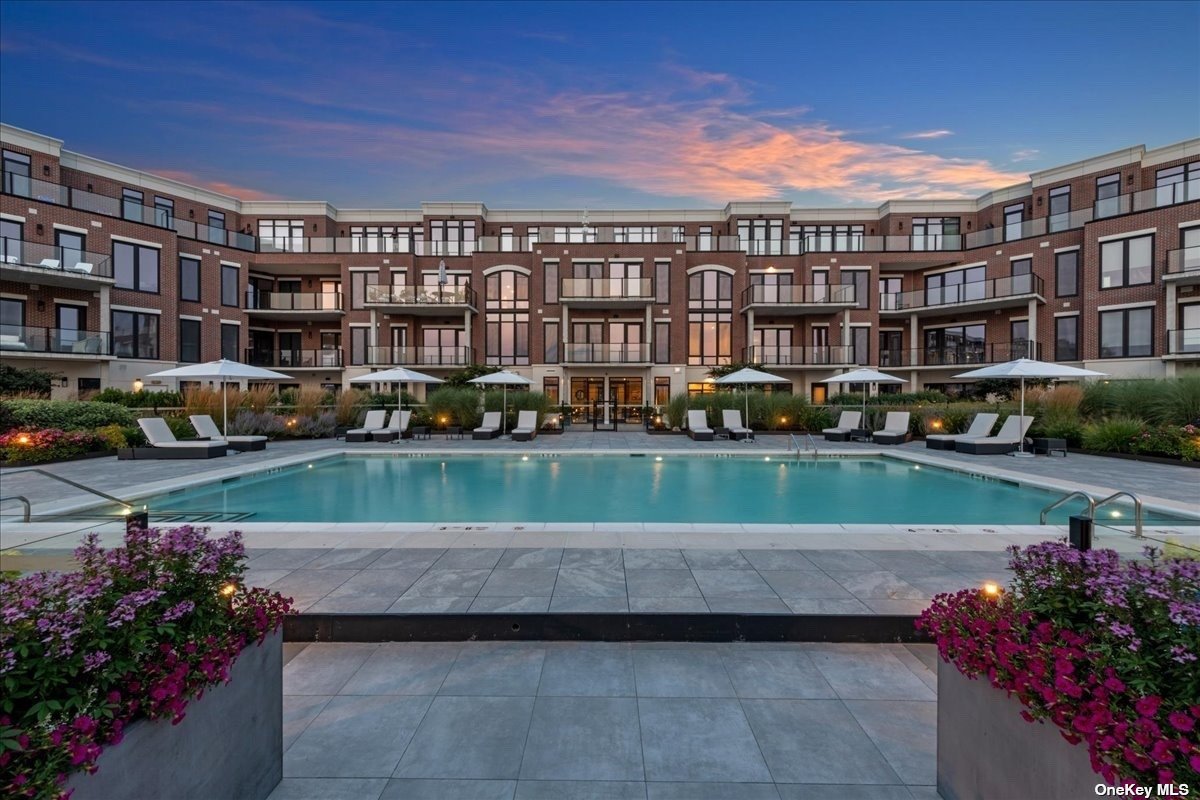 #1 photo, 10 Shore Road, 长岛 Glenwood Landing , NY 11547