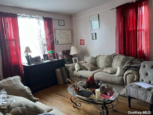 #2 photo, 927 E 96th Street, ブルックリン区 Brooklyn , NY 11236